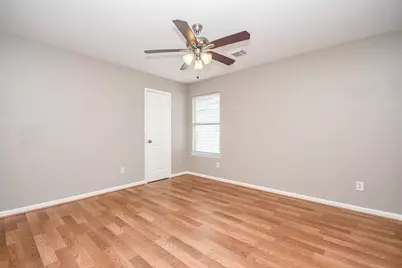 2926 Yearling Colt Court, Houston, TX 77038 - Photo 11