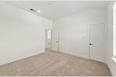 12055 Lake View Boulevard, Mont Belvieu, TX 77523 - Photo 33
