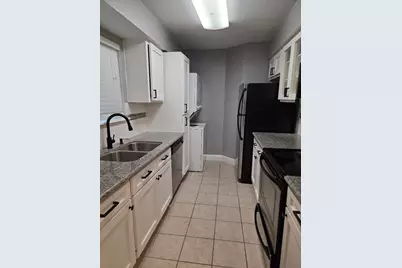 18800 Egret Bay Boulevard #1009, Webster, TX 77058 - Photo 5