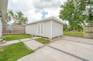 3014 Delia St, Houston, TX 77026 - Photo 29