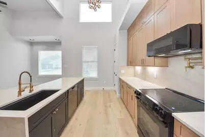 4630 Larkspur Street #A, Houston, TX 77051 - Photo 5