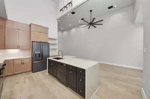 4630 Larkspur St, Houston, TX 77051 - Photo 7