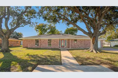 3416 Walnut Drive, Bay City, TX 77414 - Photo 1
