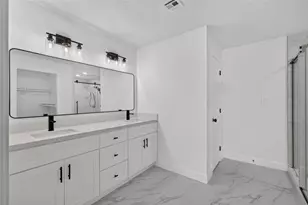 3139 Hazel Park Dr, Houston, TX 77082 - Photo 33