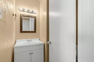 17603 Crestline Rd, Humble, TX 77396 - Photo 9