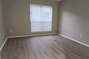 6602 Harbor Town Dr, Houston, TX 77036 - Photo 17