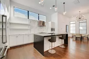 4515 Graustark St, Houston, TX 77006 - Photo 5