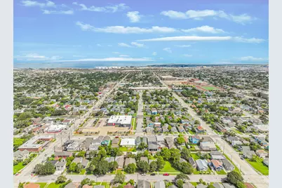 4328 Avenue S 1/2, Galveston, TX 77550 - Photo 37
