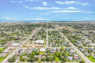4328 Ave S 1/2, Galveston, TX 77550 - Photo 37