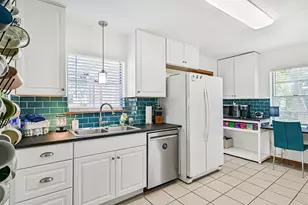 4328 Ave S 1/2, Galveston, TX 77550 - Photo 21
