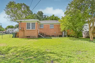 4328 Ave S 1/2, Galveston, TX 77550 - Photo 35