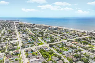 4328 Ave S 1/2, Galveston, TX 77550 - Photo 39