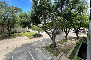 3015 Walnut Bend Ln, Houston, TX 77042 - Photo 9