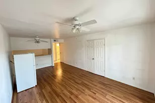 3015 Walnut Bend Ln, Houston, TX 77042 - Photo 25