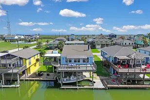 206 Galleon Dr, Freeport, TX 77541 - Photo 41