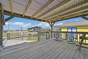 206 Galleon Dr, Freeport, TX 77541 - Photo 35