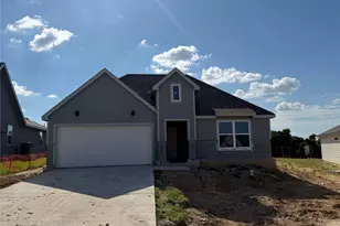 1014 Legrand St, Brenham, TX 77833 - Photo 1