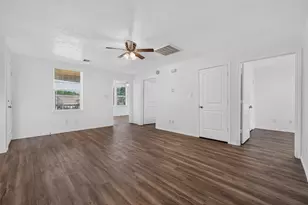 1122 Cedar Creek Drive, Conroe, TX 77301 - Photo 7