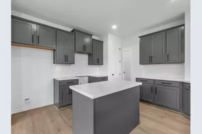 14802 Mission Avenue, Mont Belvieu, TX 77523 - Photo 3