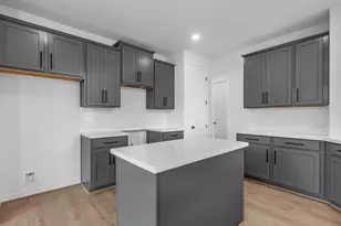 14802 Mission Ave, Mont Belvieu, TX 77523 - Photo 3