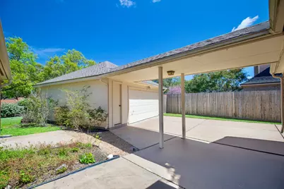 3411 Honeylocust Drive, Sugar Land, TX 77479 - Photo 29