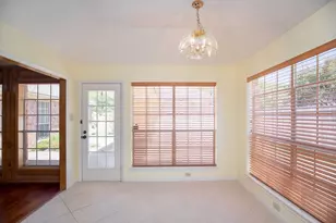 3411 Honeylocust Dr, Sugar Land, TX 77479 - Photo 11