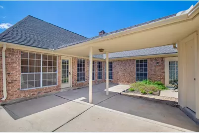 3411 Honeylocust Drive, Sugar Land, TX 77479 - Photo 27