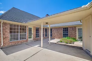 3411 Honeylocust Dr, Sugar Land, TX 77479 - Photo 27