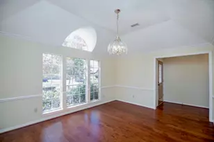 3411 Honeylocust Dr, Sugar Land, TX 77479 - Photo 3