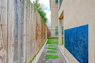 1910 Oakdale St, Houston, TX 77004 - Photo 5