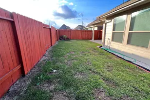 2923 Painted Sunrise Trail, Houston, TX 77045 - Photo 27