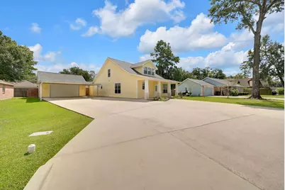 659 Chateau Woods Parkway Drive, Conroe, TX 77385 - Photo 3
