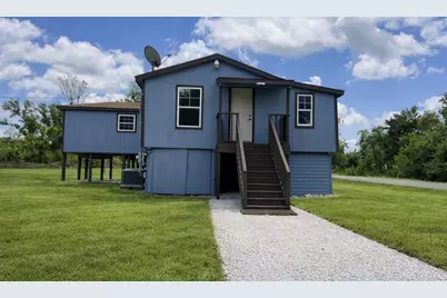 202 Snug Harbor Drive, Liverpool, TX 77577 - Photo 1
