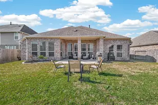 2405 Songlark Springs Pl, Pearland, TX 77089 - Photo 15