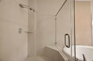 1112 Columbus St, Houston, TX 77019 - Photo 25