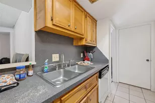 12743 Leader St, Houston, TX 77072 - Photo 13