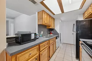 12743 Leader St, Houston, TX 77072 - Photo 11