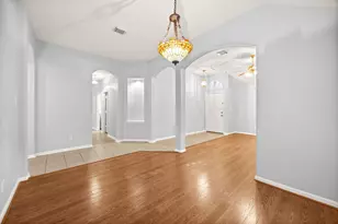 4902 Bonny Loch Ln, Houston, TX 77084 - Photo 9