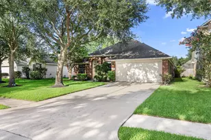 4902 Bonny Loch Ln, Houston, TX 77084 - Photo 3