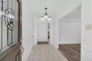 1122 Rhine Ln, Houston, TX 77090 - Photo 3