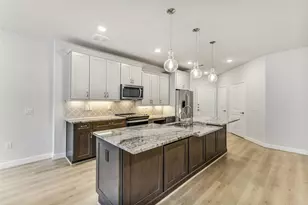 6804 Westview Dr, Houston, TX 77055 - Photo 3