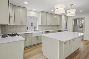 10627 Inwood Dr, Houston, TX 77042 - Photo 5