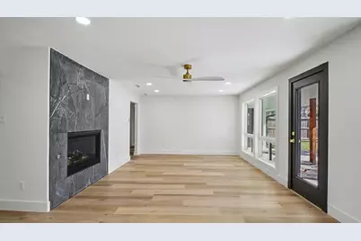 10627 Inwood Drive, Houston, TX 77042 - Photo 11