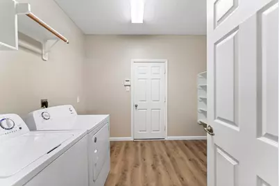 10 Otter Lodge Place, The Woodlands, TX 77382 - Photo 21