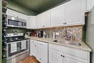 3400 Timmons Ln, Houston, TX 77027 - Photo 11