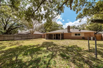 124 Dogwood Street, Sugar Land, TX 77478 - Photo 41
