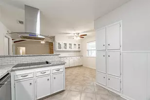 124 Dogwood St, Sugar Land, TX 77478 - Photo 9