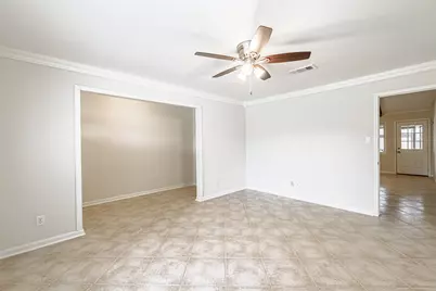 124 Dogwood Street, Sugar Land, TX 77478 - Photo 9