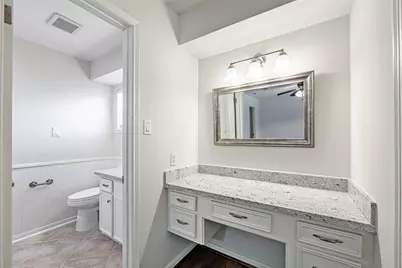124 Dogwood Street, Sugar Land, TX 77478 - Photo 33