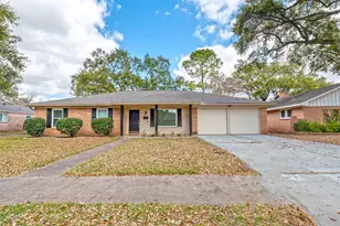 124 Dogwood St, Sugar Land, TX 77478 - Photo 3